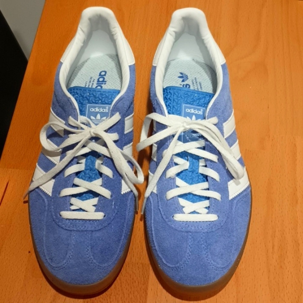 Adidas gazelle. Blue fusion. Never worn. No box.